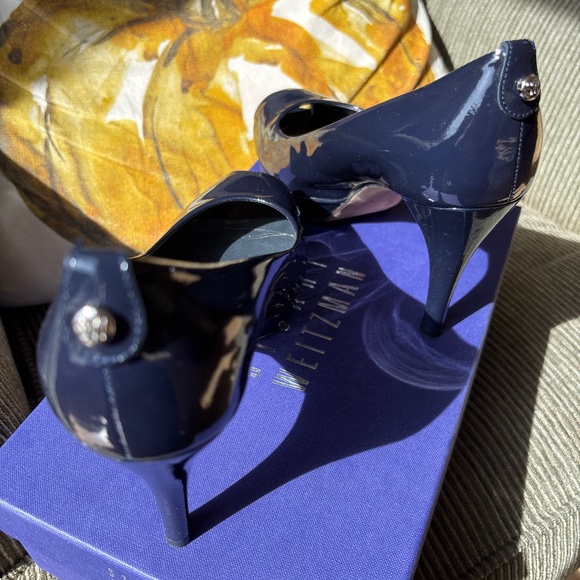 Stuart Weitzman Size 7 - Picture 3 of 4